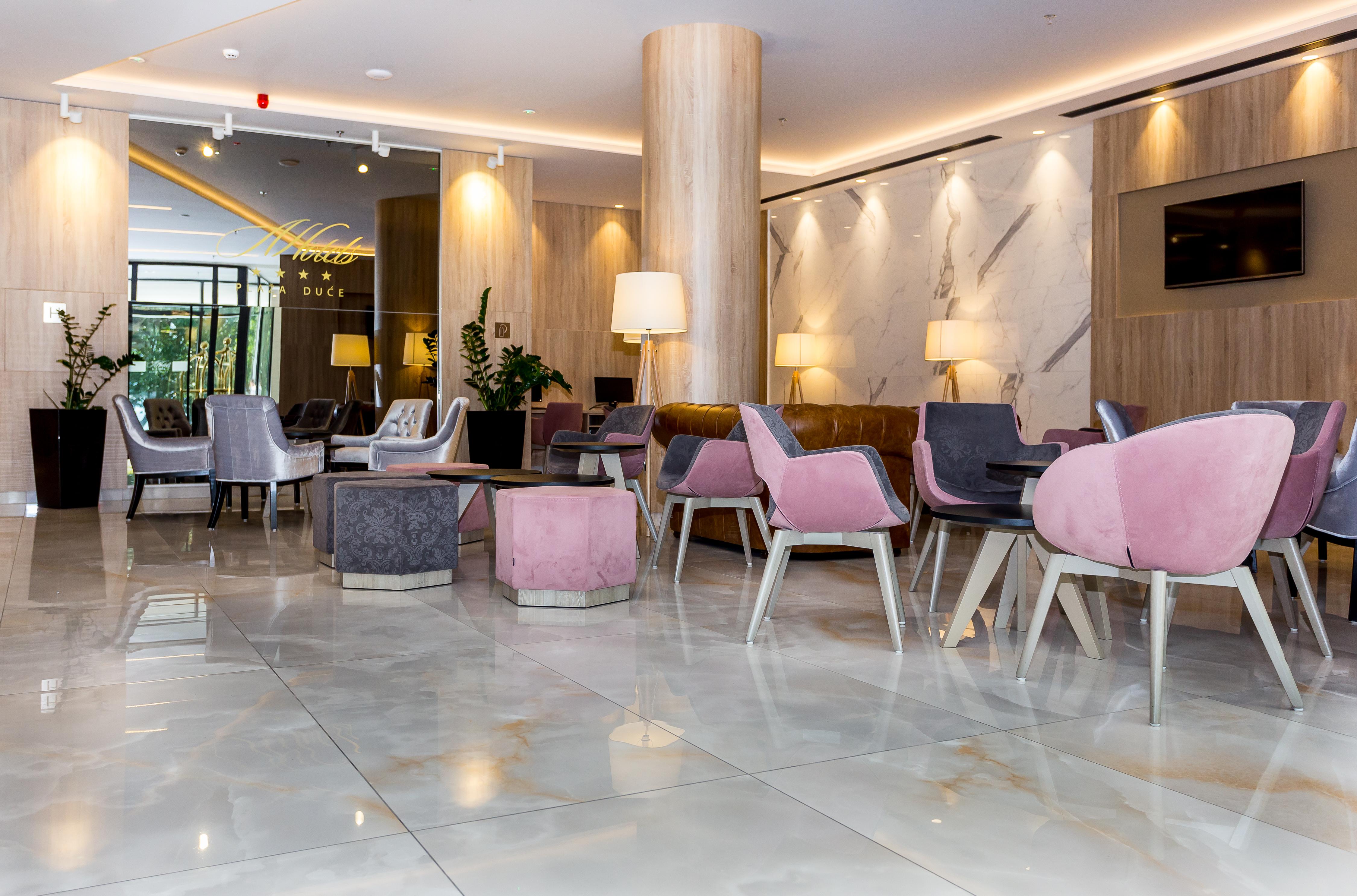 Hotel Plaza Duce Exterior photo